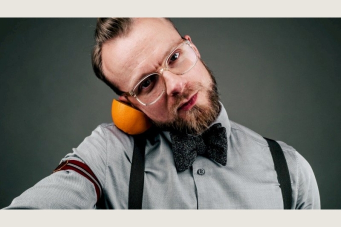 Greg Oorange . DJ für nachhaltige Events und lebhafte Hochzeiten