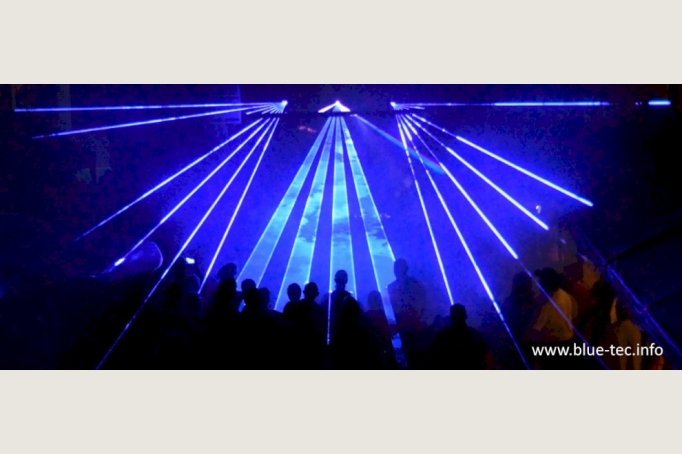 Feuerwerk aus Licht, Lasershow für Hochzeit und Feste