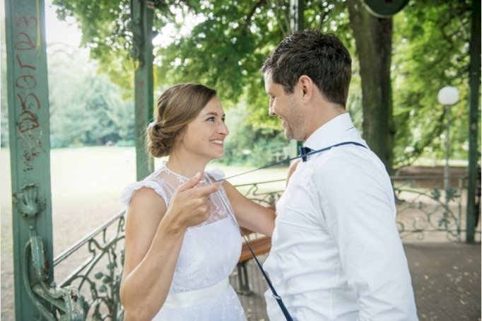 Romeo fragt Julia - künstlerische Hochzeitsfotografie